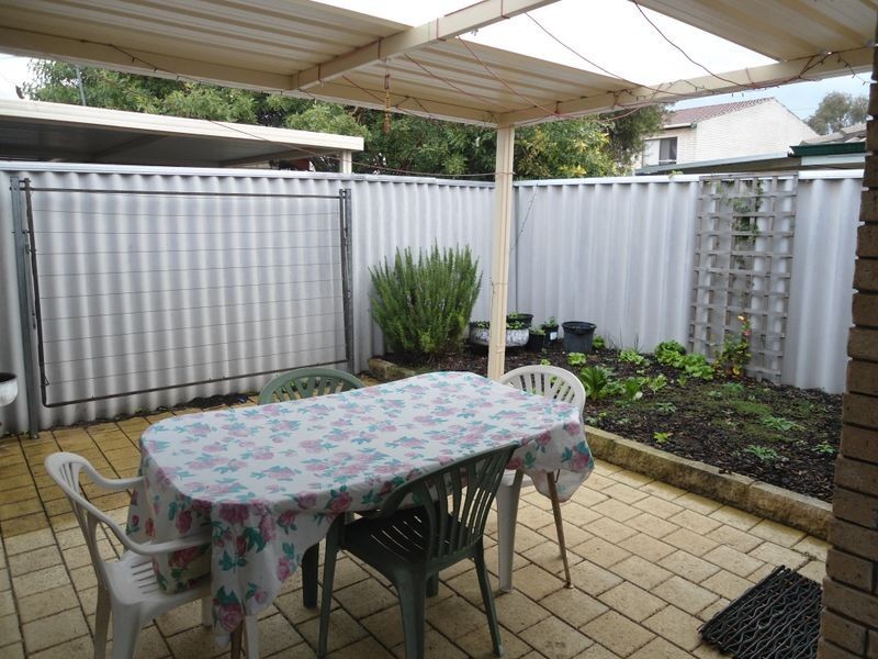 8/10 Merope Close, Rockingham WA 6168