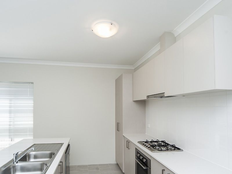 34 Serenity Street, Wellard WA 6170