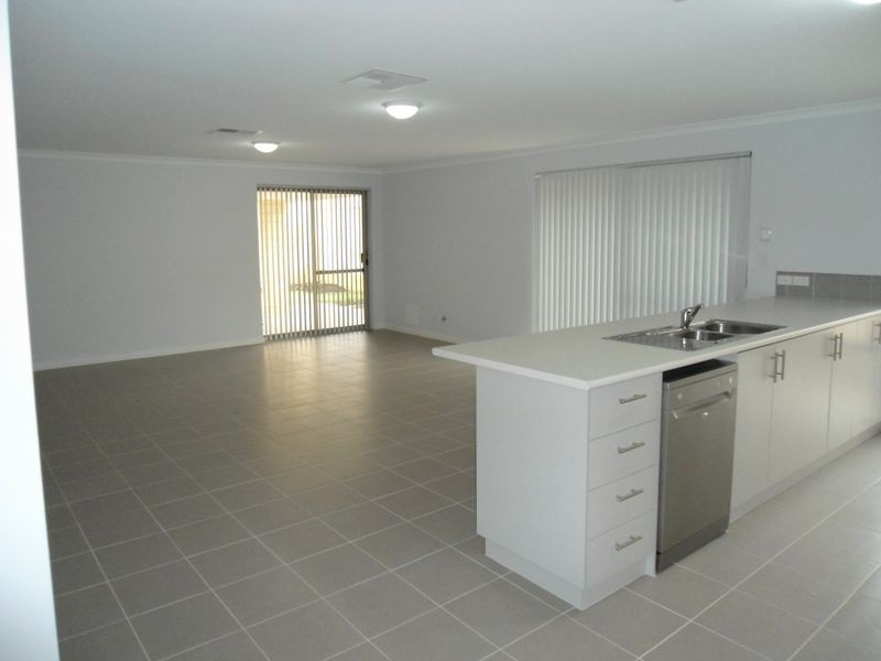 84 Makybe Drive, Baldivis WA 6171