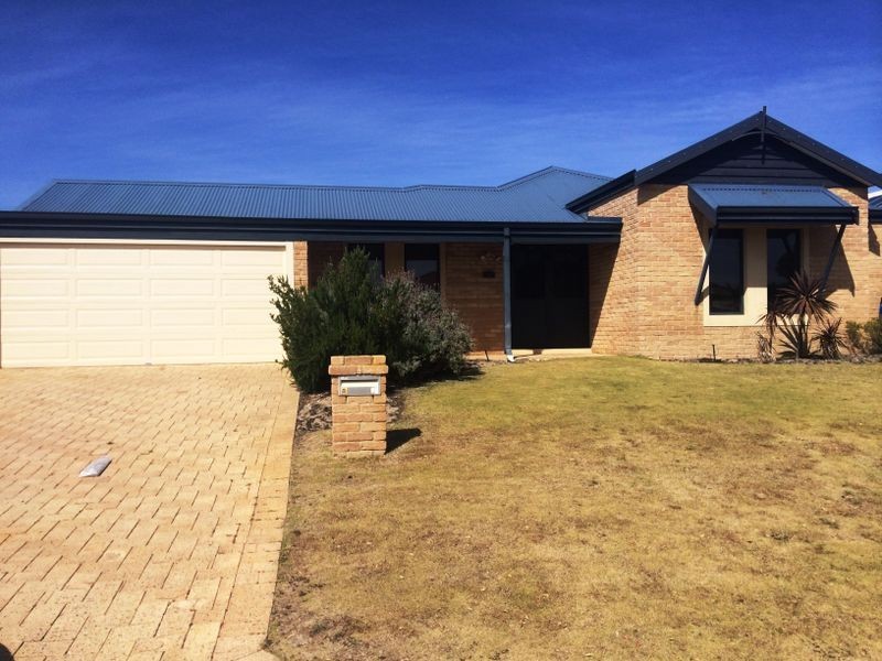 15 Porto Novo Mews, Secret Harbour WA 6173