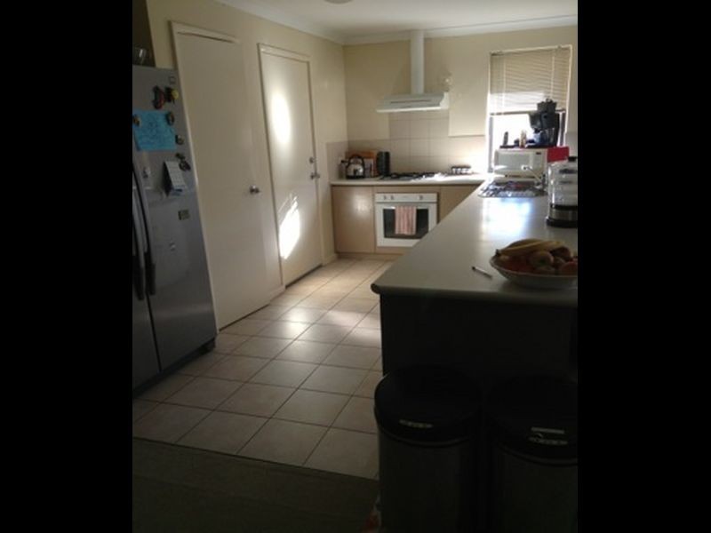 14 Knutsford, Port Kennedy WA 6172