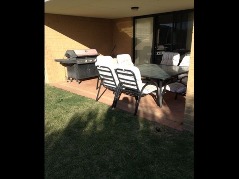 14 Knutsford, Port Kennedy WA 6172