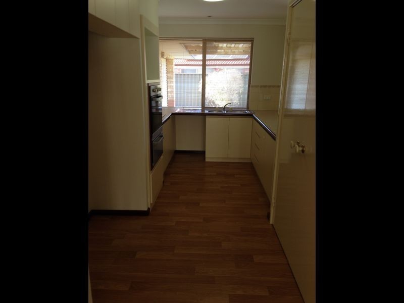 20 Manly Cresent, Warnbro WA 6169