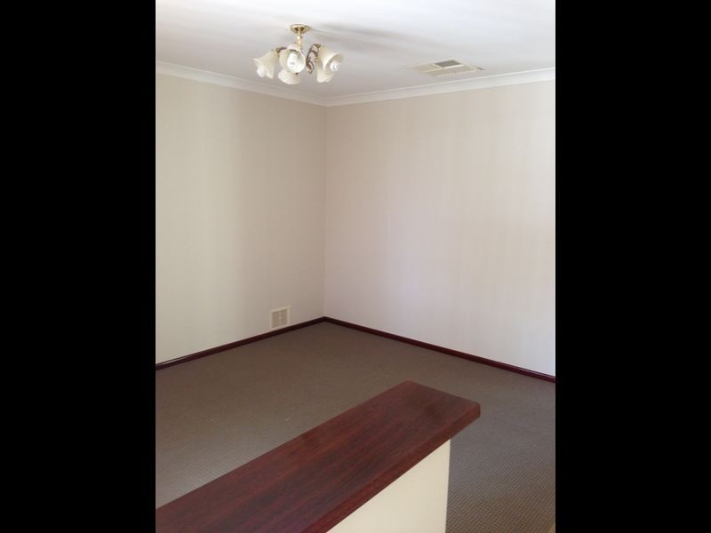 20 Manly Cresent, Warnbro WA 6169