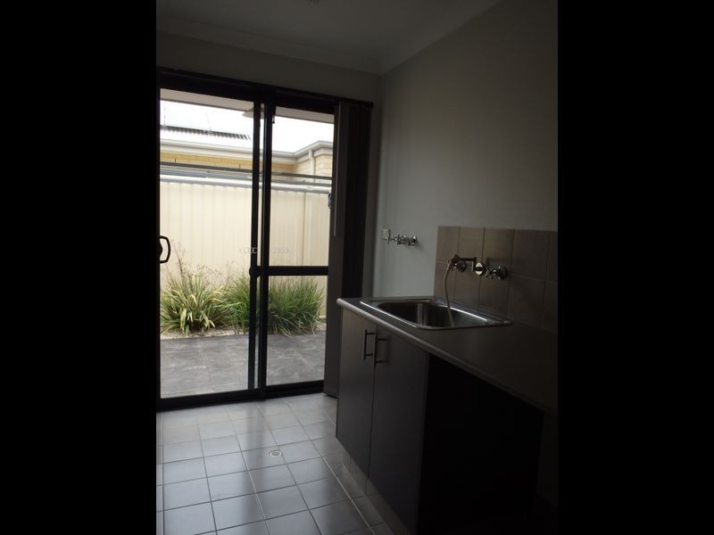 1 Wanderer Parkway, Baldivis WA 6171