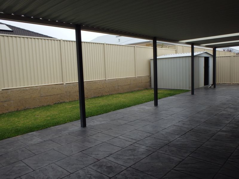 1 Wanderer Parkway, Baldivis WA 6171
