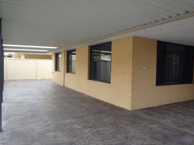 1 Wanderer Parkway, Baldivis WA 6171