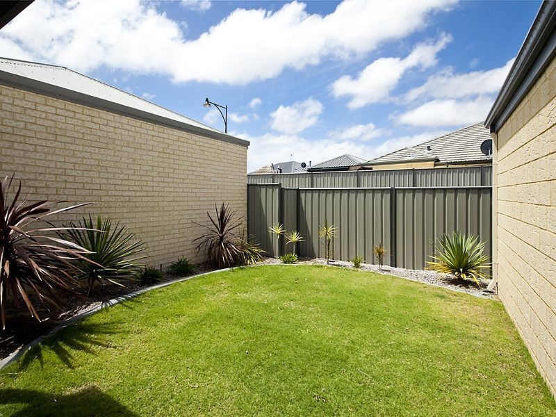 71 Colreavy Ramble, Baldivis WA 6171