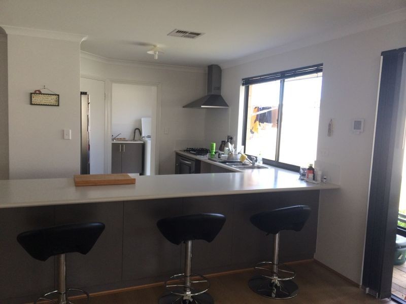 12 Alassio Parade, Secret Harbour WA 6173