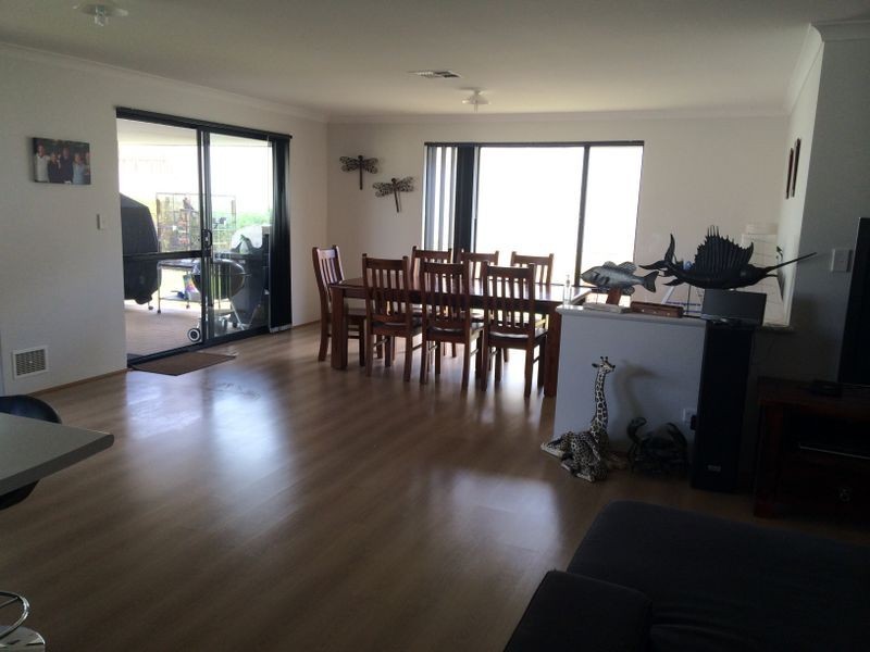 12 Alassio Parade, Secret Harbour WA 6173