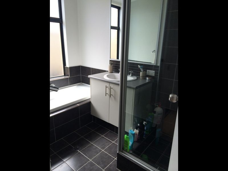 12 Alassio Parade, Secret Harbour WA 6173