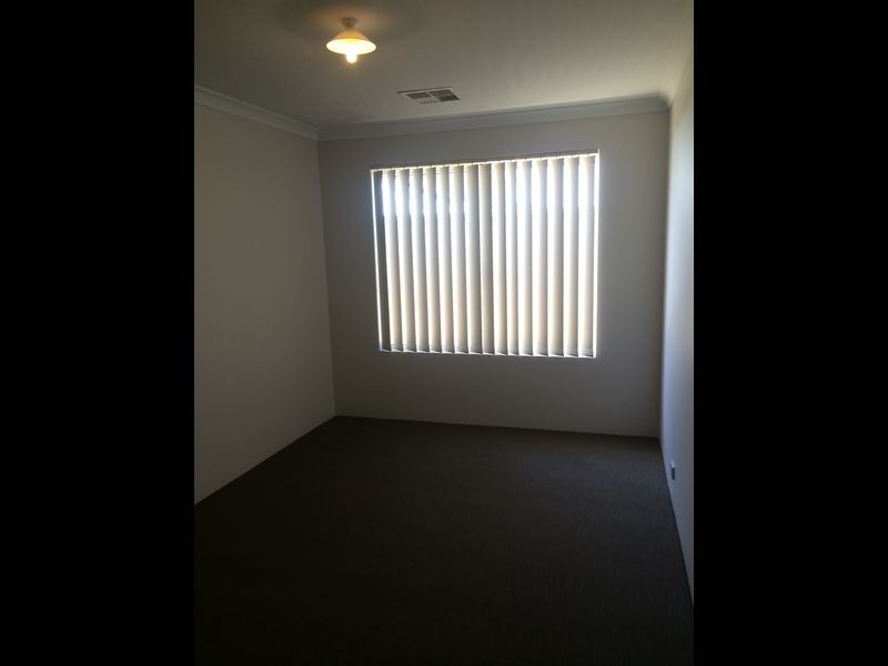 32 Ruskin Brace, Baldivis WA 6171