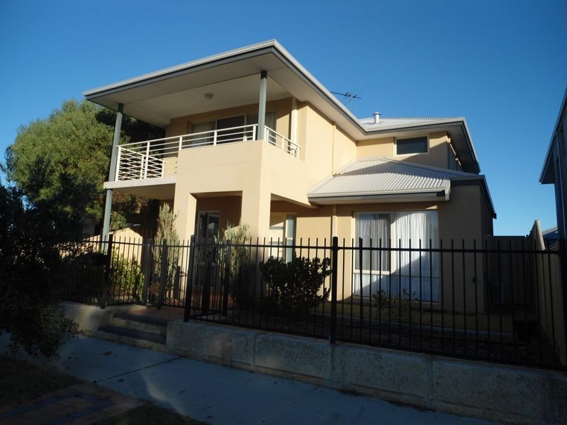 44 Waterfront Parkway, Shoalwater WA 6169