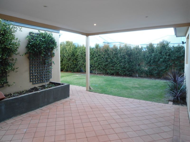 44 Waterfront Parkway, Shoalwater WA 6169