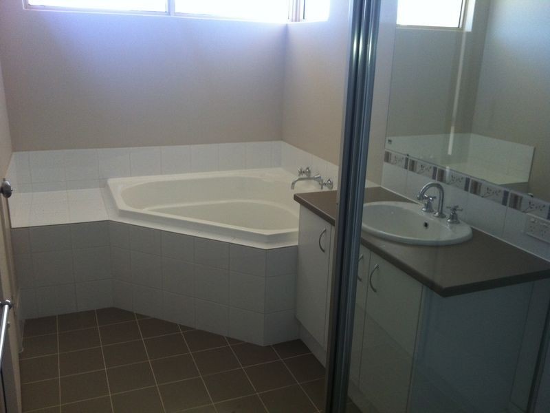 34 Callistemon Gardens, Baldivis WA 6171