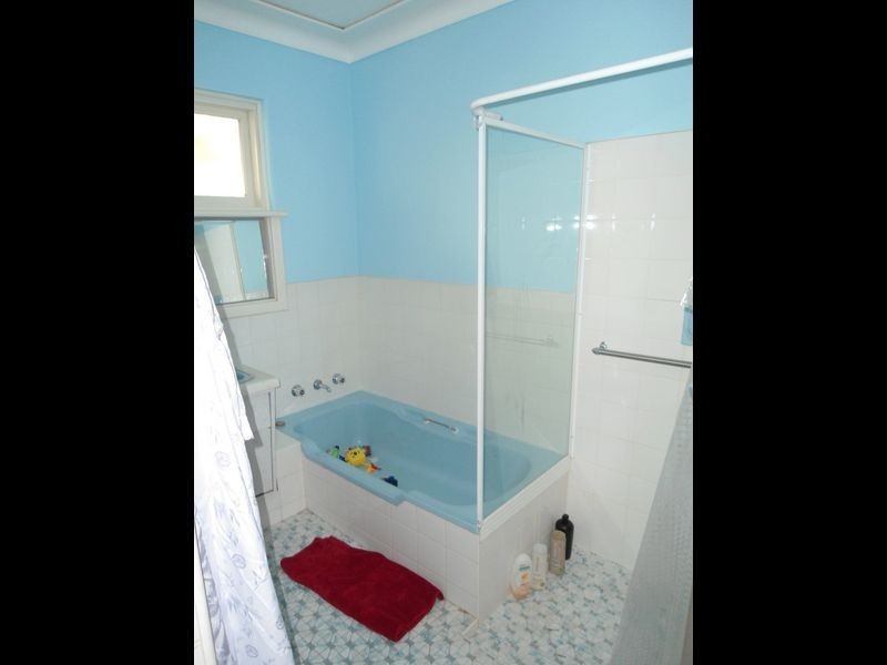 11 Stoner Street, Rockingham WA 6168