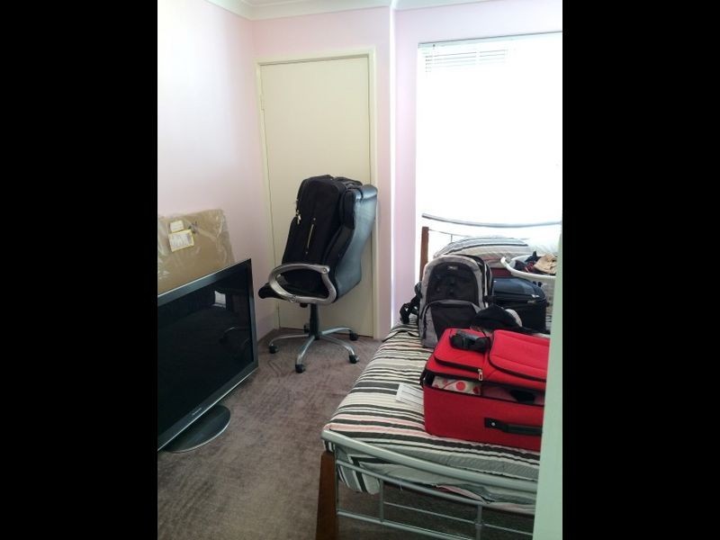 17B Dundee Street, Warnbro WA 6169