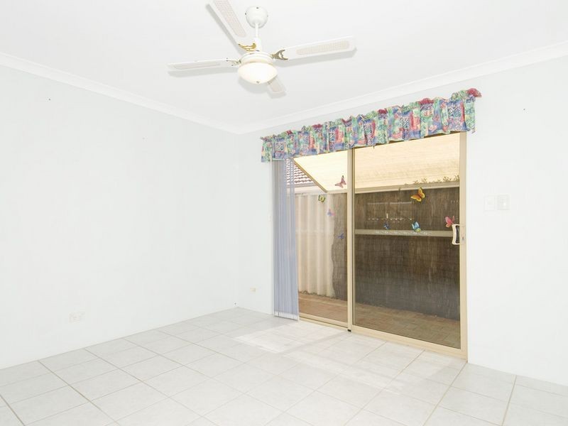 35 Brindabella Avenue, Rockingham WA 6168