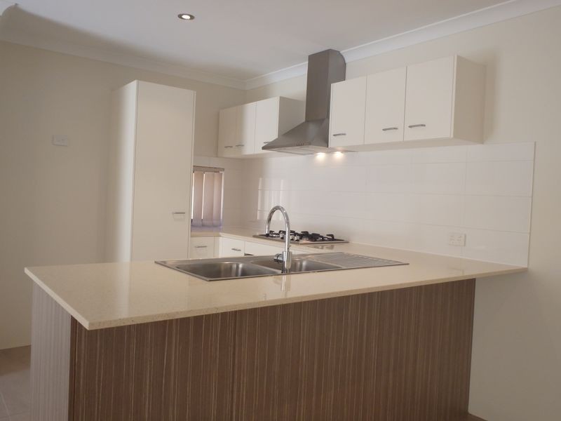 4/37 Maiden Way, Baldivis WA 6171