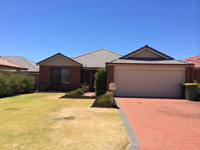 11 Springdale Boulevard, Secret Harbour WA 6173