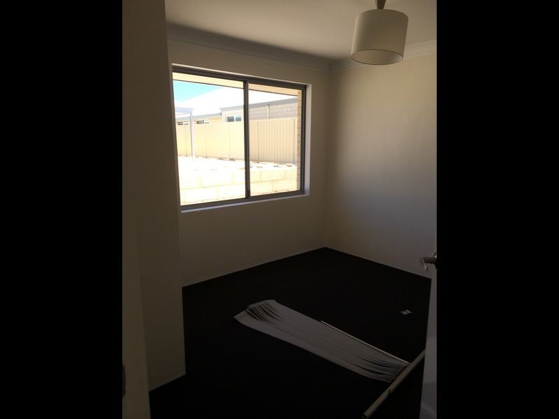 33 Arawatta Loop, Madora Bay WA 6210