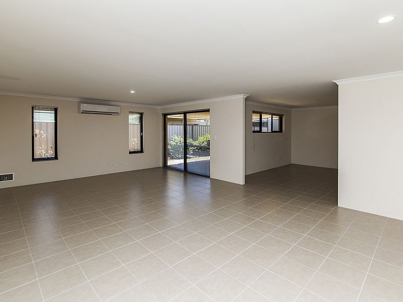 14 Yelbeni Loop, Baldivis WA 6171