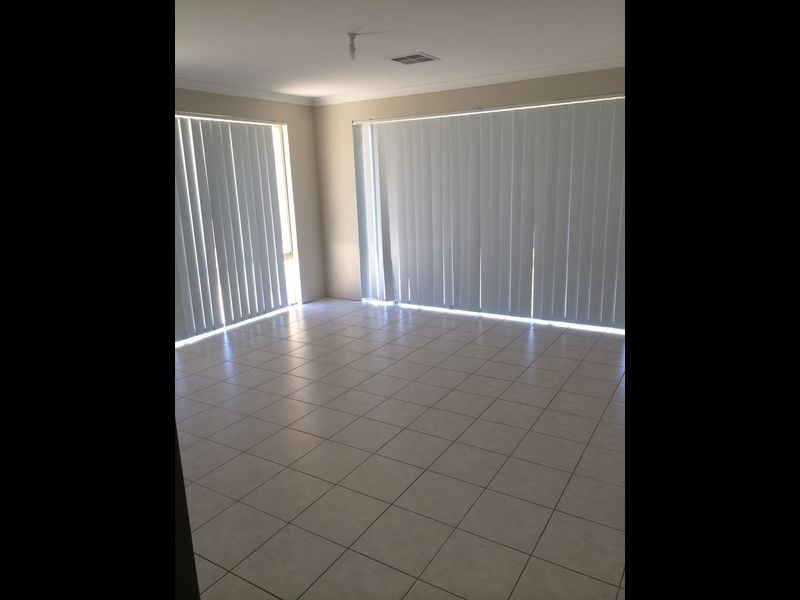 7 Plymouth Way, Waikiki WA 6169