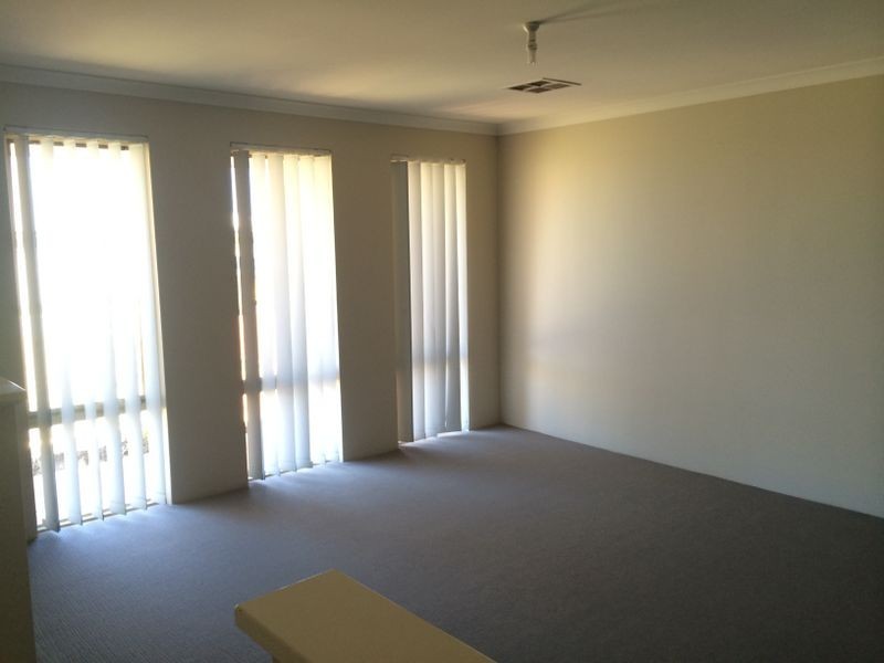 7 Plymouth Way, Waikiki WA 6169