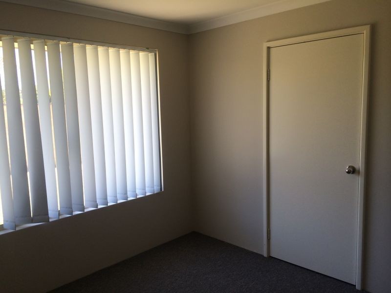 7 Plymouth Way, Waikiki WA 6169