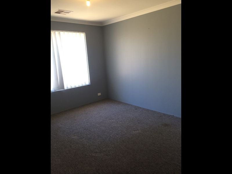 7 Plymouth Way, Waikiki WA 6169