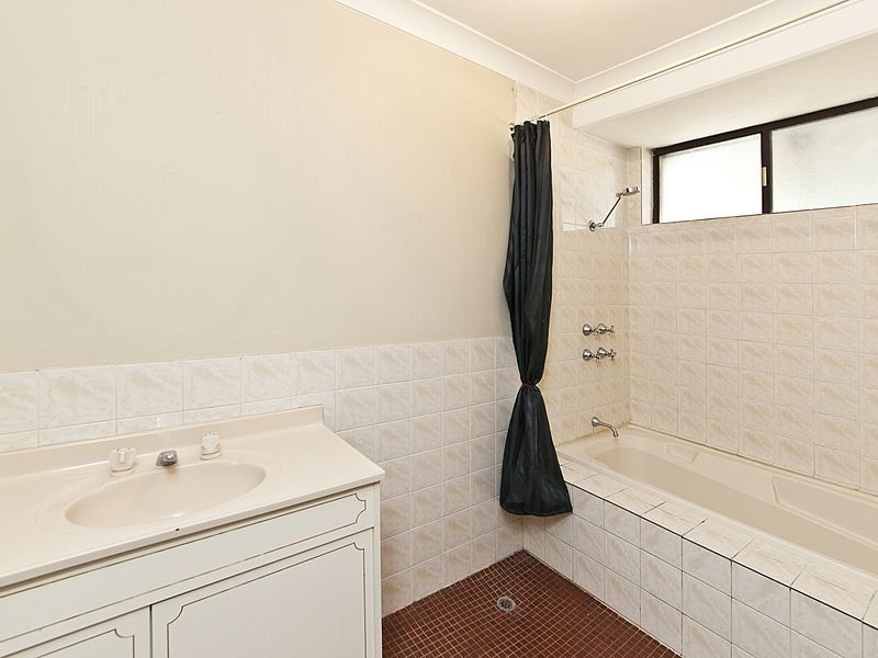 25 Fendam Street, Waikiki WA 6169
