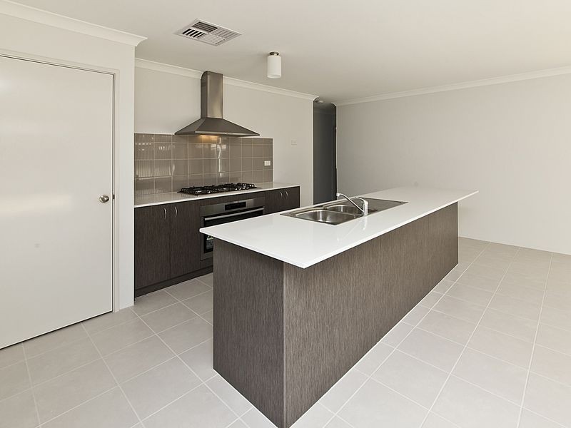 34 Lanagan Drive, Baldivis WA 6171