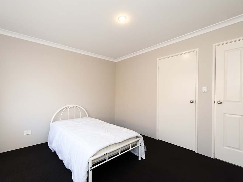 66 Achiever Avenue, Port Kennedy WA 6172