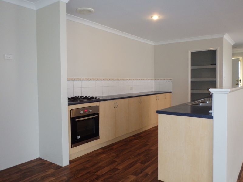 15 Springdale Boulevard, Secret Harbour WA 6173