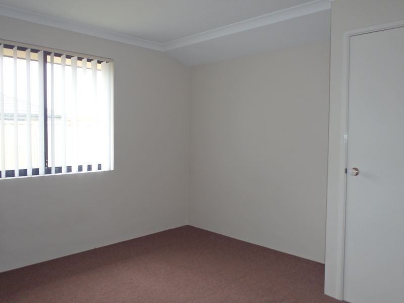 15 Springdale Boulevard, Secret Harbour WA 6173