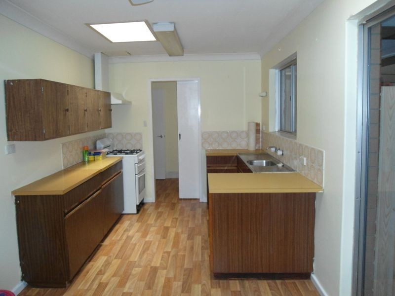 141 Milina Street, Hillman WA 6168