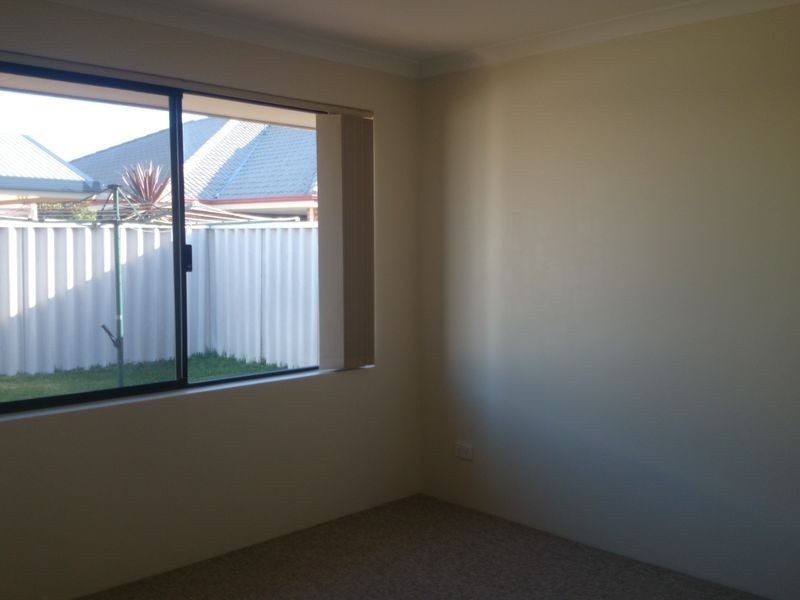 5 Whitehaven Avenue, Secret Harbour WA 6173