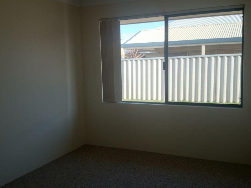 5 Whitehaven Avenue, Secret Harbour WA 6173