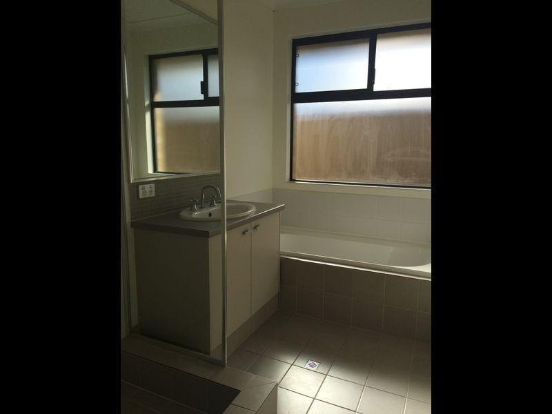 13 Geographe Bay Pass, Secret Harbour WA 6173