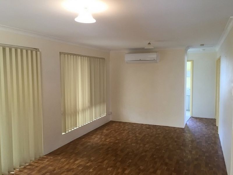 11 Silver Grove, Warnbro WA 6169