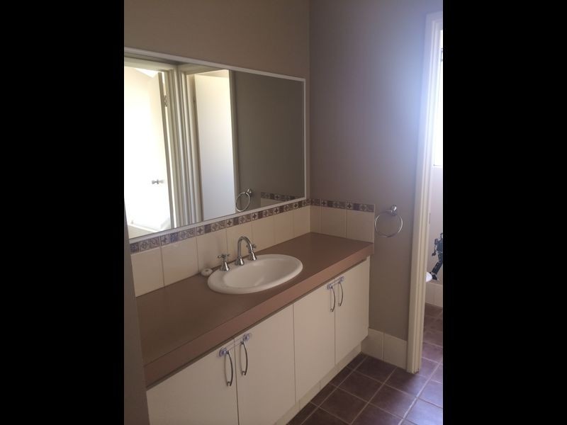 10 Amadeus Cresent, Port Kennedy WA 6172