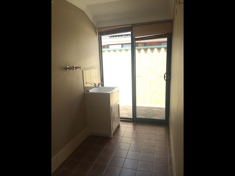 10 Amadeus Cresent, Port Kennedy WA 6172