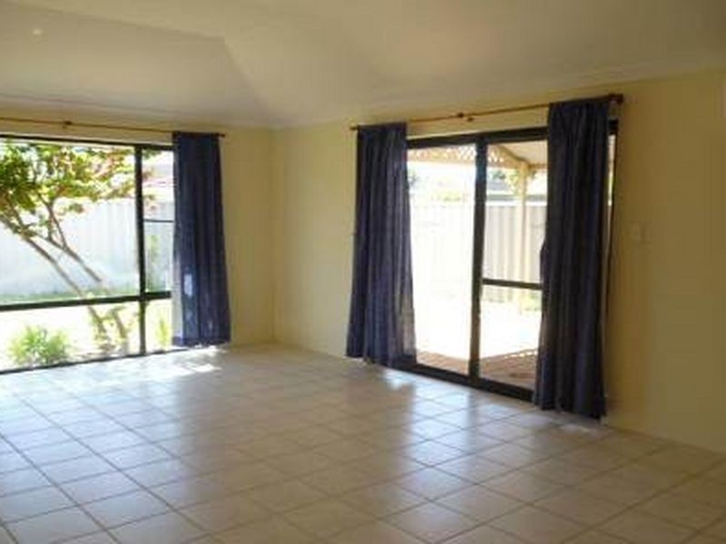 19 Mikonos Mews, Secret Harbour WA 6173