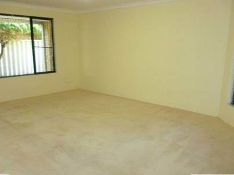 19 Mikonos Mews, Secret Harbour WA 6173