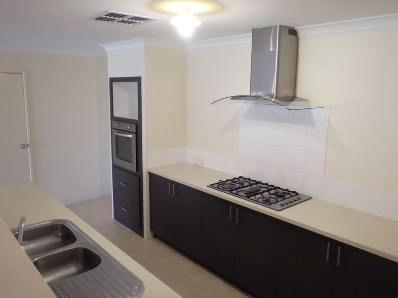 13 Galena Brace, Baldivis WA 6171