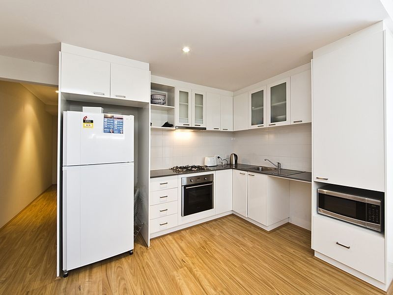 1/12 Elizabeth Street, Mandurah WA 6210