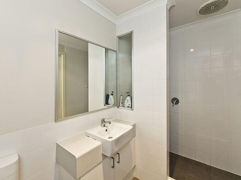 1/12 Elizabeth Street, Mandurah WA 6210