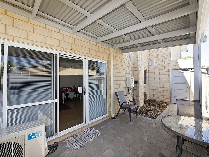 1/12 Elizabeth Street, Mandurah WA 6210