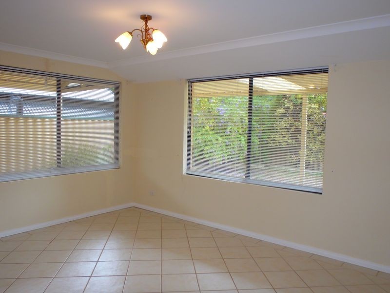 25 Bopeechee Way, Port Kennedy WA 6172