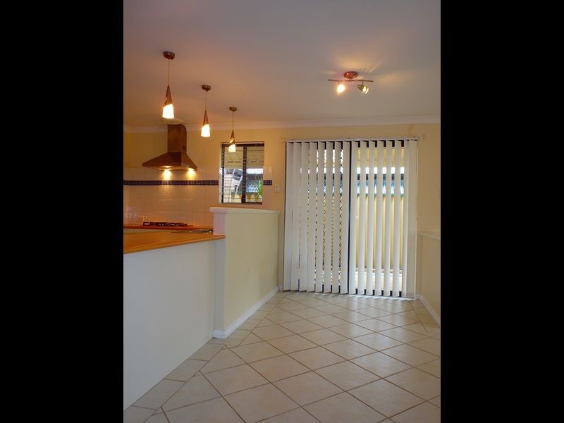 25 Bopeechee Way, Port Kennedy WA 6172